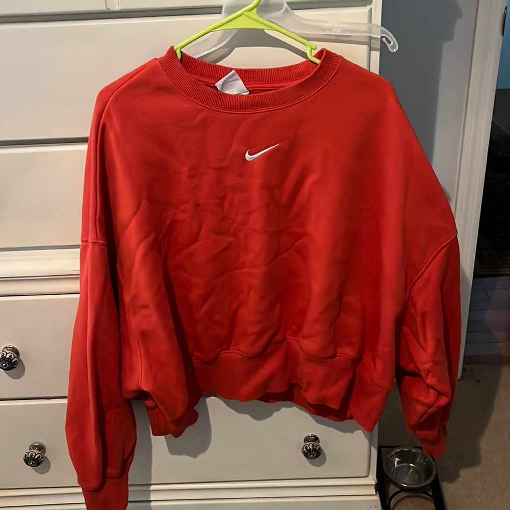 Nike cropped sweatshirt